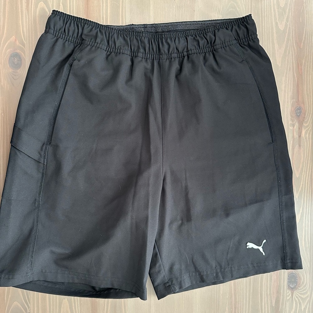 Puma black shorts w 3 pockets size M